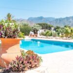 Vy över pool hus i La Exotica Nerja