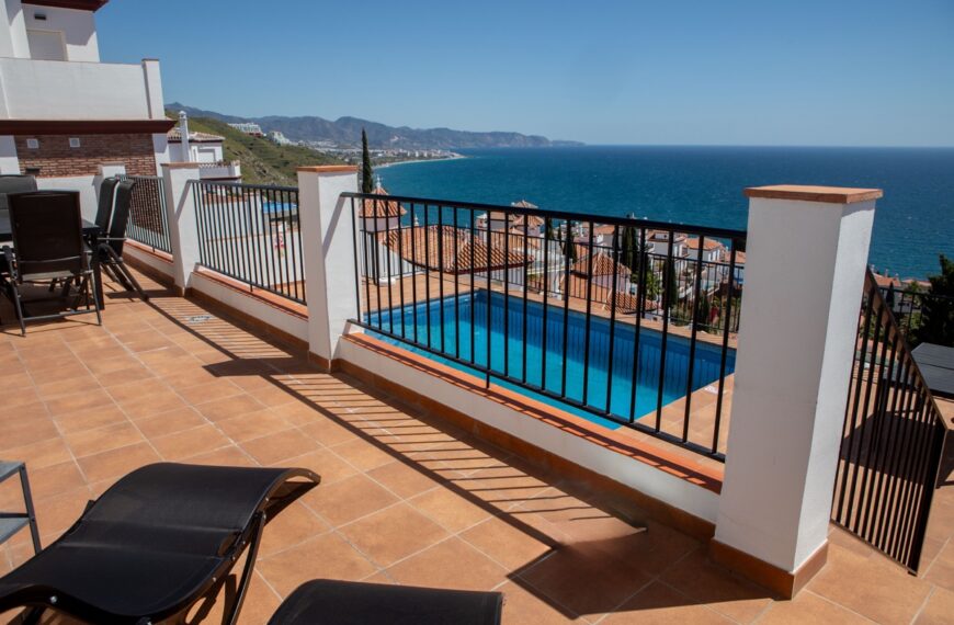  Ladera del Mar 2'de büyük havuzlu yeni villa – Nerja