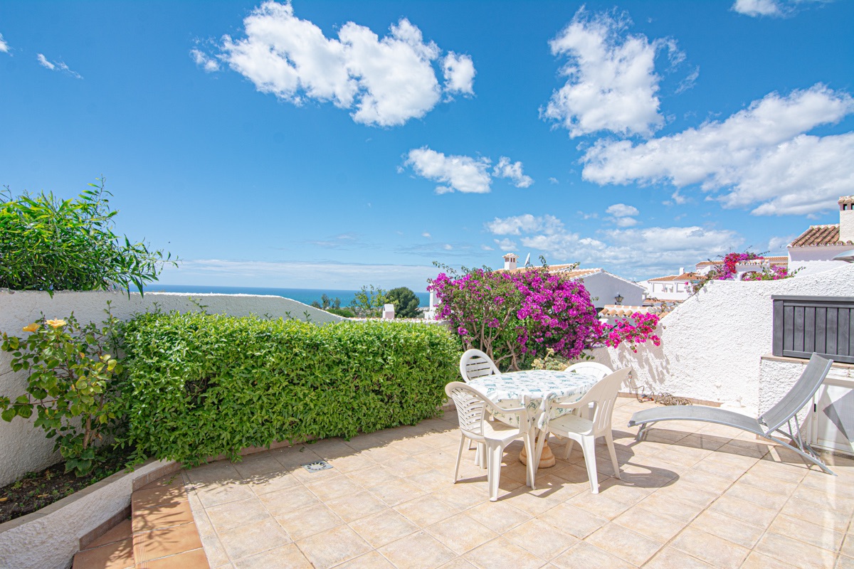 2pokojový apartmán s velkou střešní terasou v San Juan de Capistrano Nerja