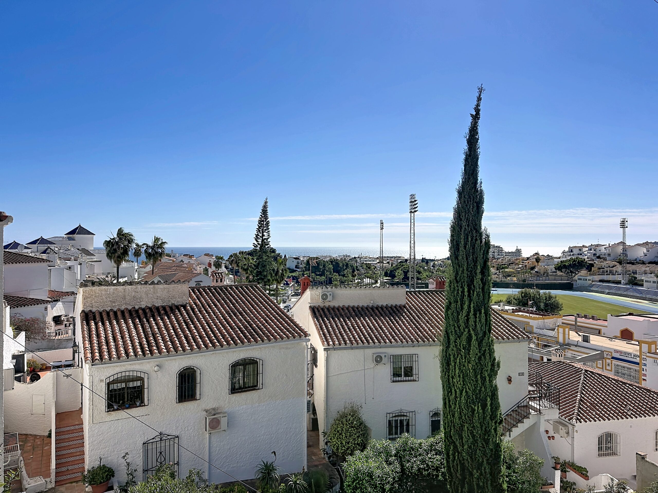 Hörn-lägenhet i Paco Romo i Nerja (bredvid Capistrano)