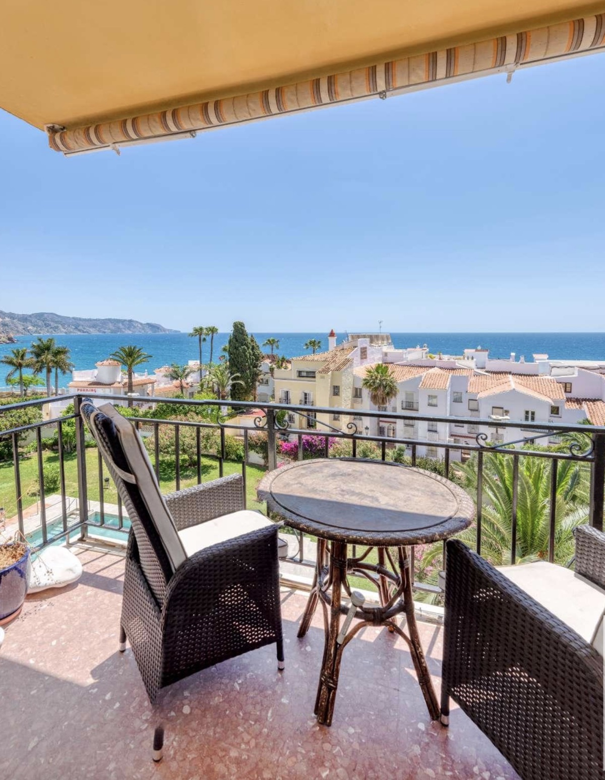 Lägenhet till salu i eftertraktade Acapulco Parador Nerja