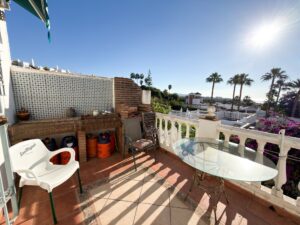 Hus i Punta Lara, Nerja – två stora terrasser och havsutsikt punta-lara-nerja-ovre-terrass-utemiljo